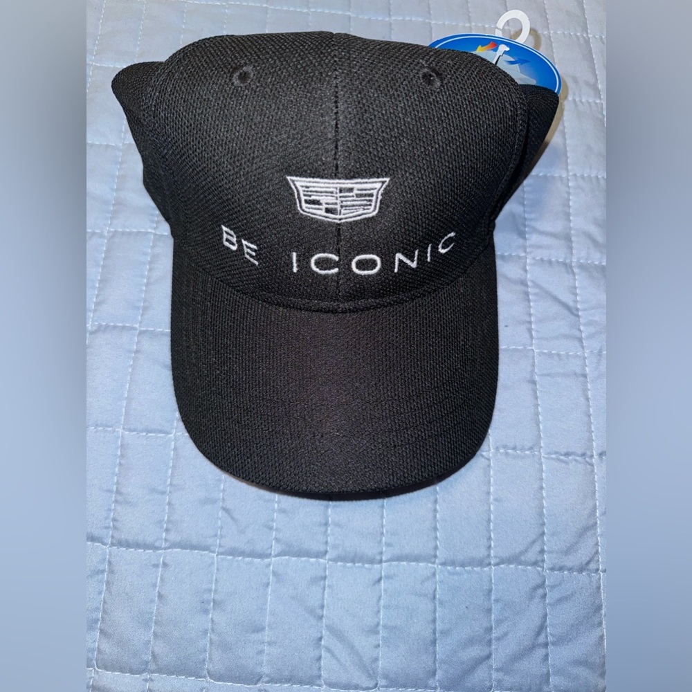 Be iconic baseball hat brand me ( one size)